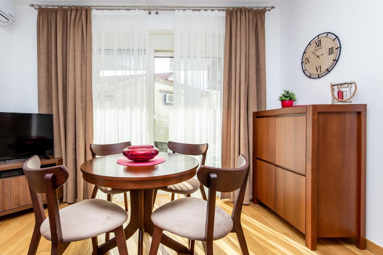 Apartments Lm Residence Rafajlovići Extérieur photo